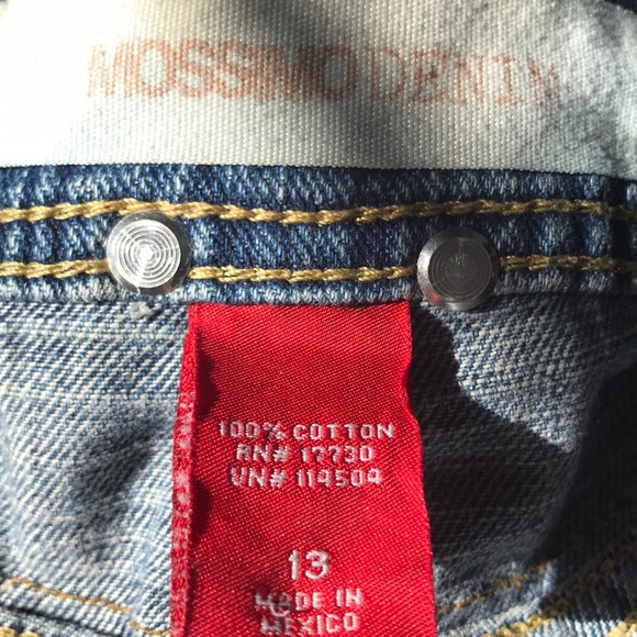 Distressed Jeans - Picture 5 of 5